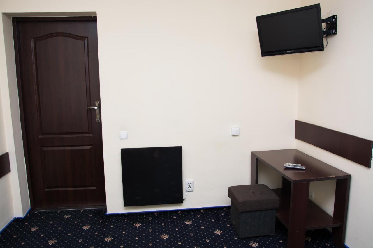 Faraon Hotel Iwano-Frankiwsk Exterior foto